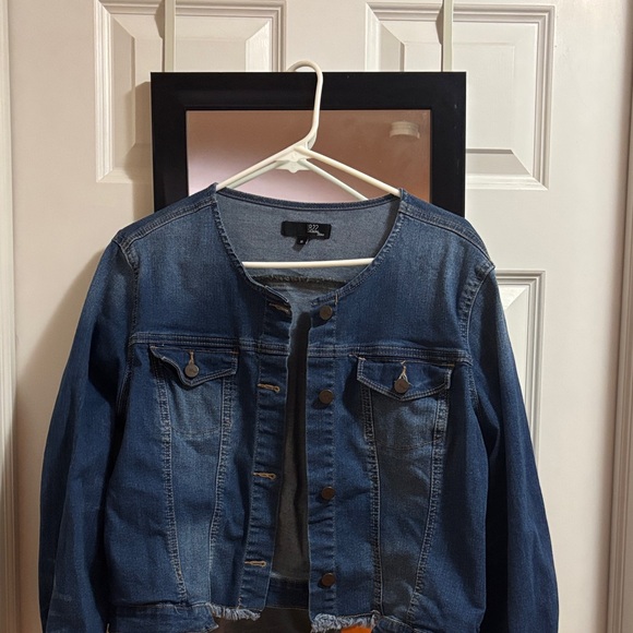 1822 Denim Jackets & Blazers - 1822 Denim Medium Blue Jean Jacket